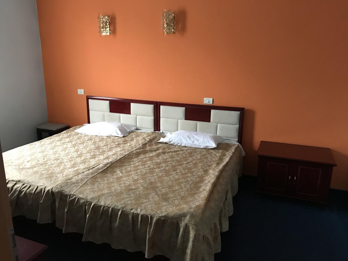 Moticica Hotel Timisoara Exterior foto