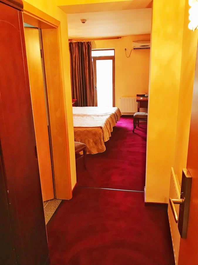 Moticica Hotel Timisoara Exterior foto